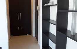 Apartament cu 1 camera , 38 mp, loc de parcare, zona centrala