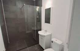 Finisaje noi, lift, etaj intermediar, zona Terra