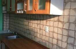 Apartament o camera, decomandat, 37 mp, zona Florilor