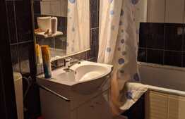 Apartament 3 camere, 70 mp, zona strazii Bucuresti!