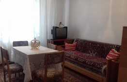 Casa de vanzare, 70 mp, 770 mp teren, zona de case!