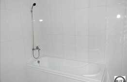 3 camere de vanzare, imobil NOU, etaj intermediar