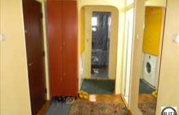 De vanzare apartament 3 camere, 65 mp utili, cu garaj, loc de parcare si boxa