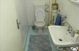 De vanzare apartament 3 camere, 65 mp utili, cu garaj, loc de parcare si boxa