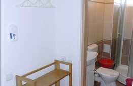 Vanzare apartament 3 camere, 90 mp utili, zona Campului, cu garaj