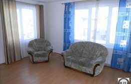 Vanzare apartament 3 camere, 90 mp utili, zona Campului, cu garaj