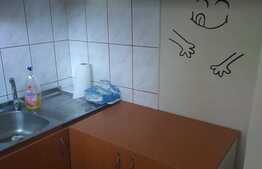 Garsoniera 26 mp, etaj intermediar, zona strazii Bucegi