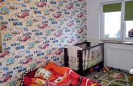 Apartament 3 camere, semidecomandat, 76 mp, Baciu