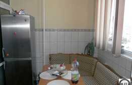 Garsoniera 28.5 mp de vanzare, zona Ciobanului, etajul 8