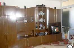 Garsoniera 28.5 mp de vanzare, zona Ciobanului, etajul 8