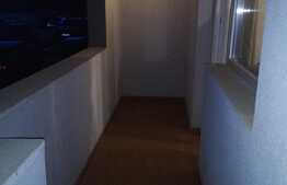 Apartament 3 camere, semimobilat, 74 mp, zona VIVO