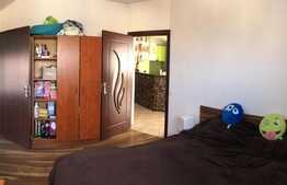 Apartament cu living spatios si terasa generoasa, 70mp, zona centrala Apahida