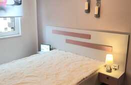 Apartament de lux, totul nou, parcare, etej intermediar, zona Sub Cetate