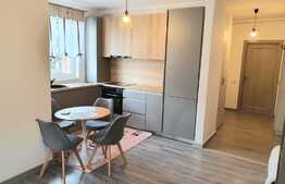 Apartament de lux, totul nou, parcare, etej intermediar, zona Sub Cetate