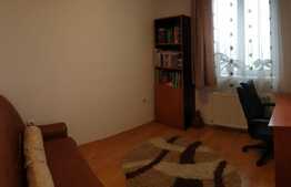 Apartament 3 camere, etaj intermediar, zona strazii Florilor!