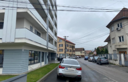 Spatiu comercial, 247 mp, imobil nou, zona Piata 1 Mai