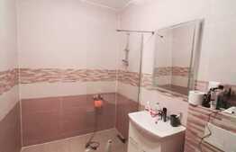 Boxa si parcare, decomandat, modern, zona Stejarului