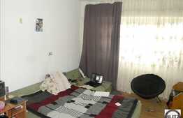 De vanzare 3 camere, 68 mp, izolat termic, zona BIG