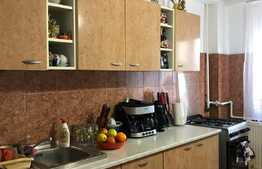 Apartament 3 camere, etaj intermediar, decomandat, zona LIDL Marasti
