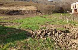 Teren in Chinteni, 496 mp, doua fronturi!