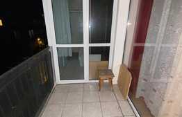 Vanzare 1 camera, 32 mp, balcon 9 mp, zona strazii Eroilor