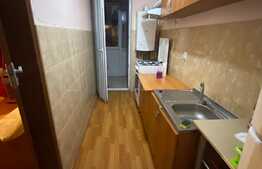 Vanzare 1 camera, 32 mp, balcon 9 mp, zona strazii Eroilor