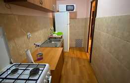 Vanzare 1 camera, 32 mp, balcon 9 mp, zona strazii Eroilor