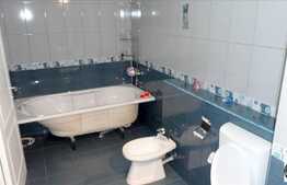 Vanzare 4 camere, 121 mp in imobil nou, mobilat, utilat