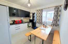 Vanzare 2 camere, decomandat, 48 mp utili, zona strazii Porii 