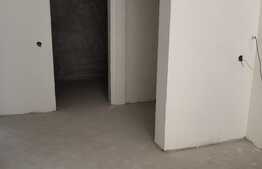 Apartament cu 3 camere, semifinisat cu CF, 63 mp, zona Terra!