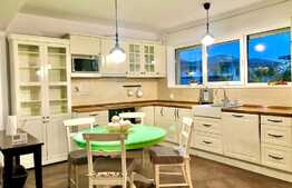 Casa 122 mp, teren 300 mp, garaj, zona Grand Hotel Italia