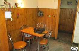 3 camere de vanzare, decomandat, 65 mp utili, etaj intermediar, zona Dambovitei