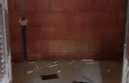 Apartament cu 2 camere, semifinisat, 45 mp, zona Terra!