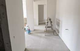 Apartament cu 3 camere, semifinisat cu CF, 86 mp, parcare ,zona Terra!