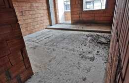 Apartament cu 2 camere, semifinisat, 54 mp, zona Terra!