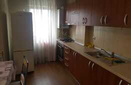 Apartament 3 camere, 68 mp, zona Plopilor