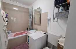 Apartament cochet, etaj 1, decomandat, parcare! Zona Sesul de Sus!