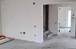 Duplex 117 mp utili, teren 250 mp, zona Auchan