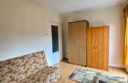 Garsoniera, 27 mp, balcon, zona strazii Dejului