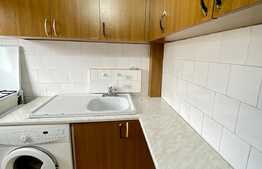 Garsoniera, 27 mp, balcon, zona strazii Dejului