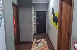 Apartament 3 camere, etaj intermediar, 2 balcoane, parcare! Zona strazii Subcetate!