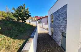 Exclusiv! Casa individuala 223 mp utili, 488 mp teren, incalzire in pardoseala, priveliste si calitate la superlativ!