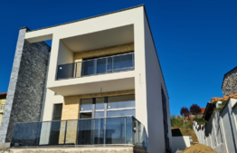 Exclusiv! Casa individuala 223 mp utili, 488 mp teren, incalzire in pardoseala, priveliste si calitate la superlativ!