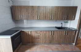 Apartament 2 camere decomandate, 55 de mp, parcare, zona Golden Tulip