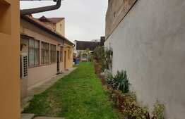 Oportunitate business, 1 garsoniera + office la strada, curte comuna, 32.6 mp, semicentral