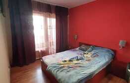 Apartament cu 3 camere si 2 balcoane, zona Florilor