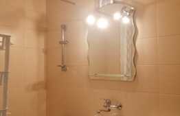 Apartament proaspat renovat cu o camera in zona strazii Zorilor