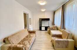 2 camere, decomandat, 70mp  loc de parcare, curte comuna, zona strazii Paris 