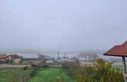 Casa individuala de 90mp cu panorama spre lac, teren aferent de 610 mp