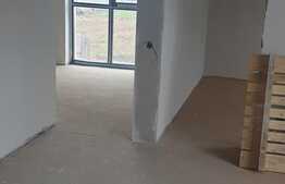 Cea mai buna oferta!!! Apartament semifinisat, balcon 6 mp si pod cu scara interioara